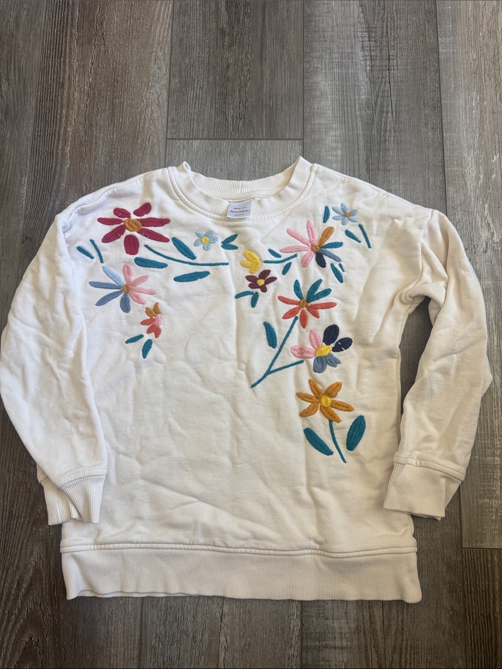 Hanna Andersson White Sweatshirt with Multicolor Floral Embroidery